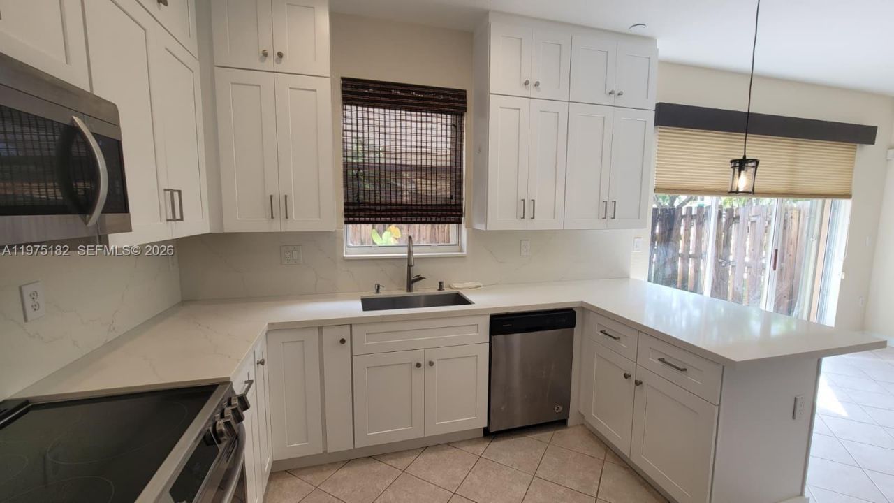 12842 SW 134th St , Miami, FL 33186 Photo