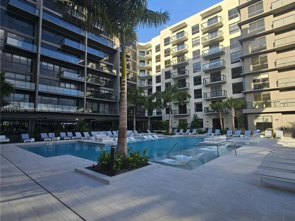 1650 NE 124th St, Unit 102, North Miami, FL 33181