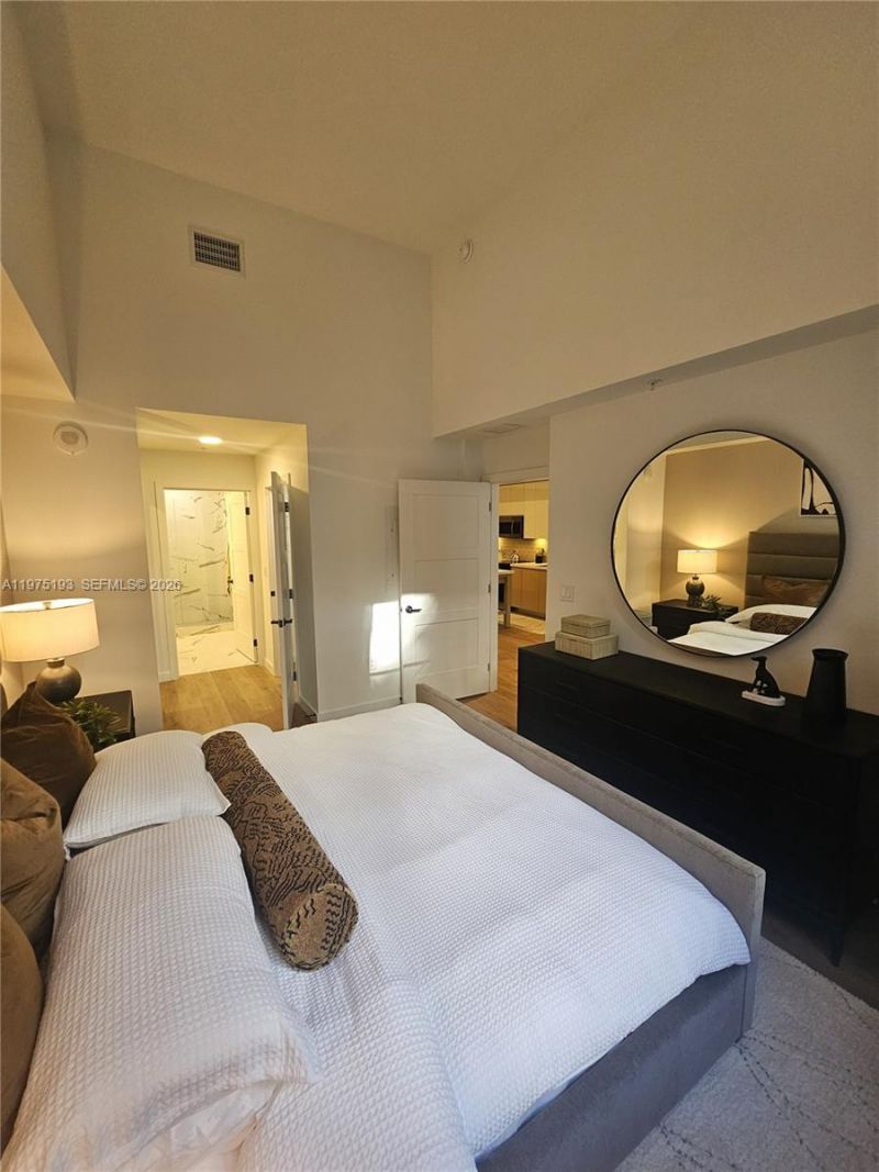 1650 NE 124th St, Unit 102, North Miami, FL 33181 Photo