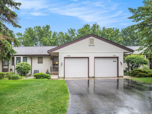 7029 Gardenview Court SW, Byron Center, MI 49315