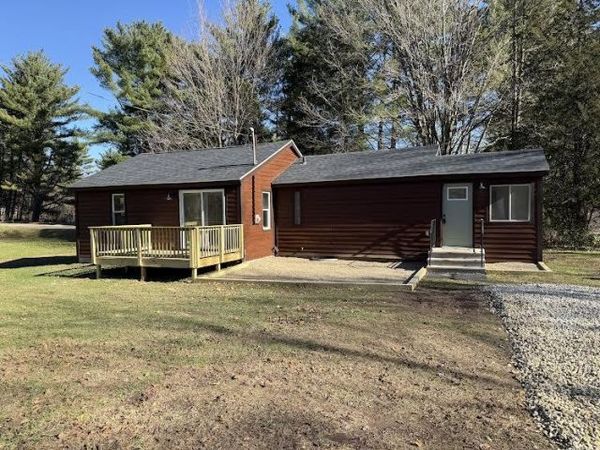 10301 N 45th Street, Augusta, MI 49012