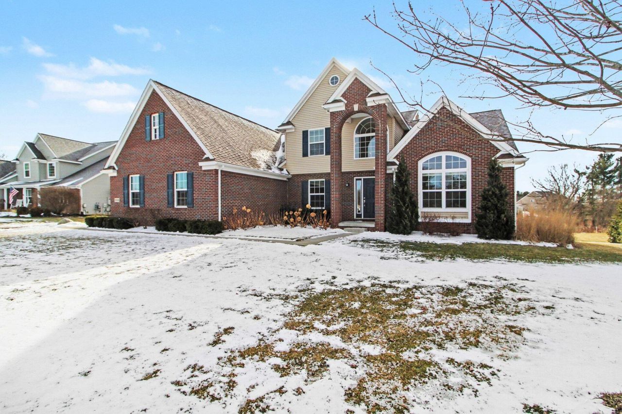 5862 Tyler Court, Dexter, MI 48130 Main Photo