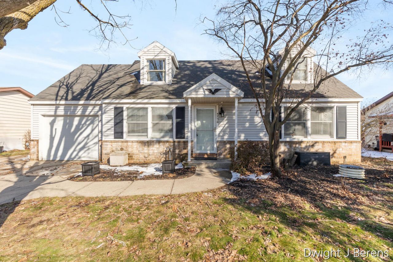 4736 Wolf Run Avenue Se, Grand Rapids, MI 49548 Main Photo