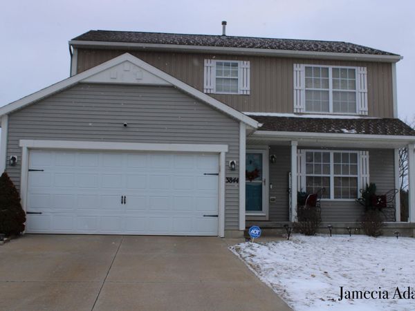 3844 Pfeiffer Woods Court SE, Grand Rapids, MI 49512