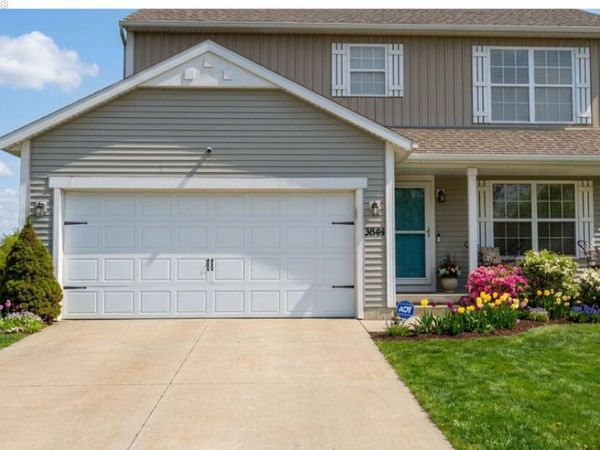 3844 Pfeiffer Woods Court SE, Grand Rapids, MI 49512