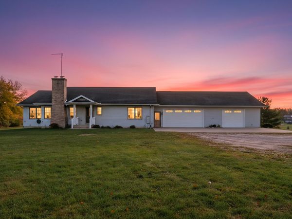 26088 Wasepi Road, Centreville, MI 49032