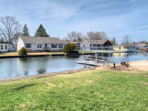 4386 Lynden Road, Shelbyville, MI 49344