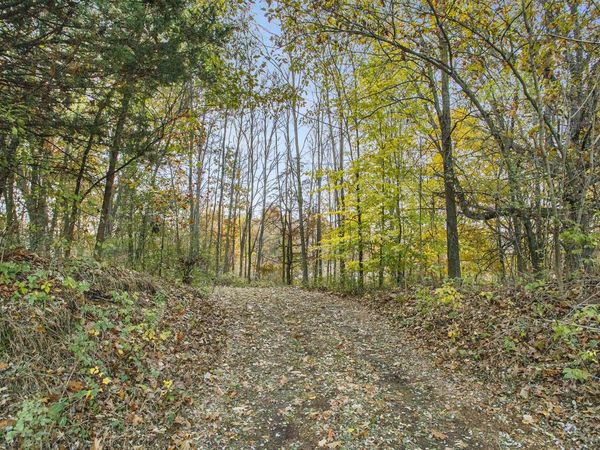 15800 N Drive N, Marshall, MI 49068