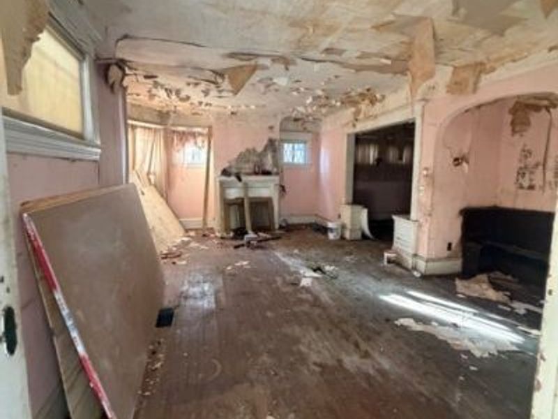 10719 Grantwood Avenue , Cleveland, OH 44108 Photo 12