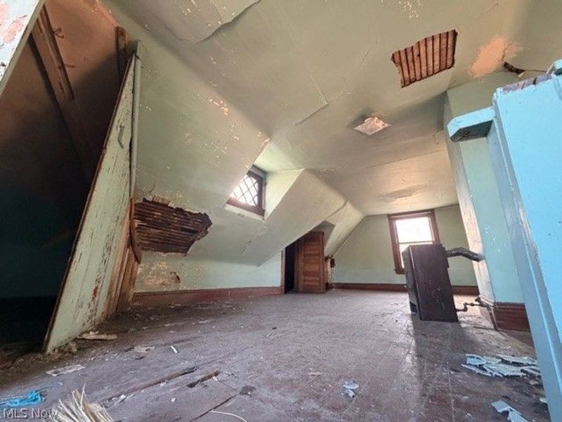 10719 Grantwood Avenue , Cleveland, OH 44108 Photo 36