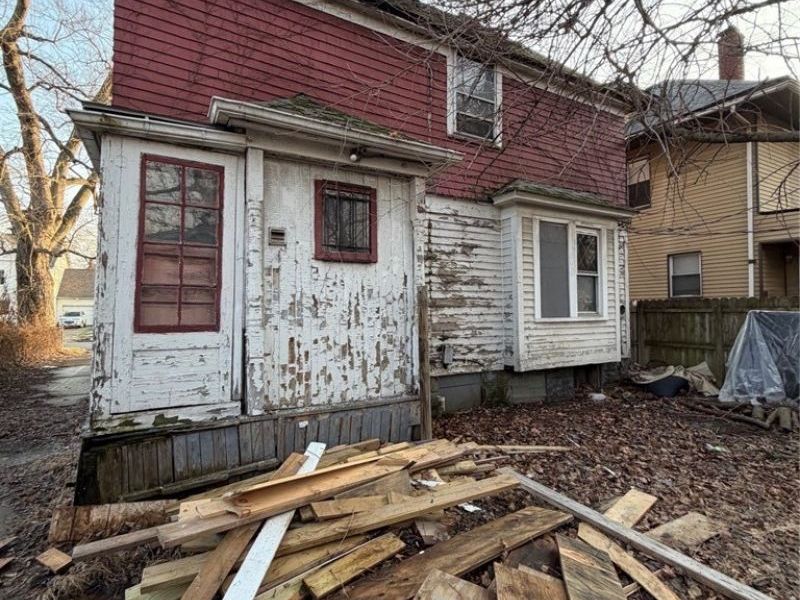 10719 Grantwood Avenue , Cleveland, OH 44108 Photo 8