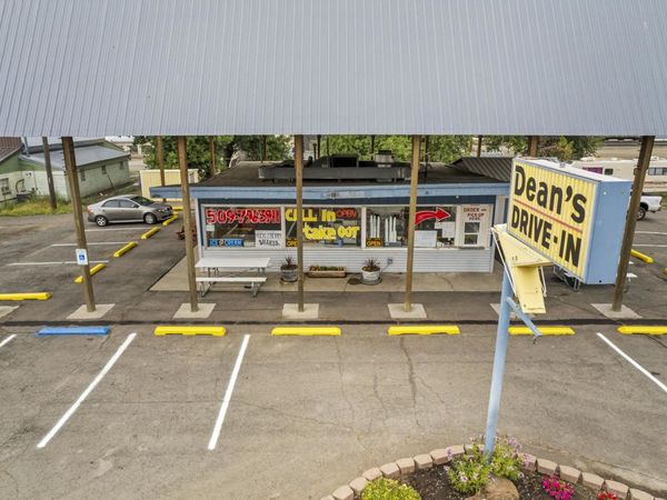 210 W Broadway Ave, Reardan, WA 99029