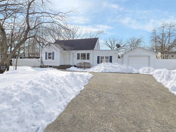 214 Van Buren Street, West Babylon, NY 11704