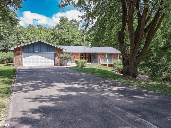 915 11th St. SW, Humboldt, IA 50548
