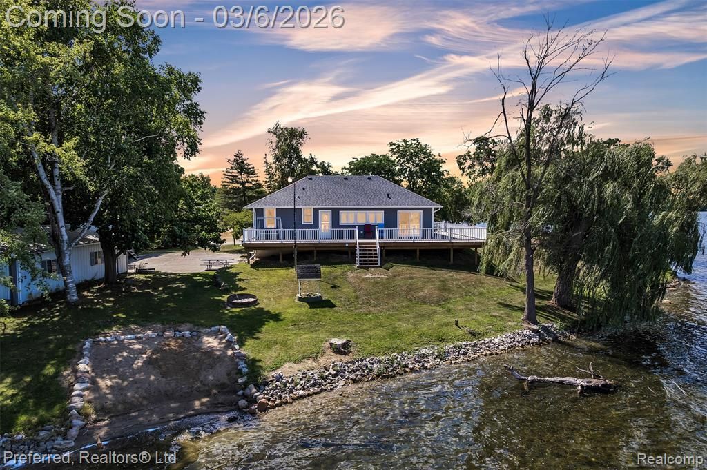 200 Simpson Street , Grass Lake Vlg, MI 49240 Main Photo