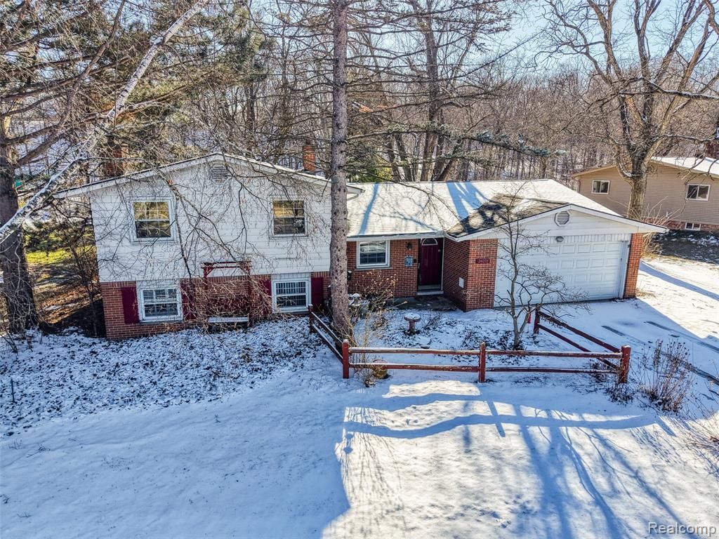 24095 Farmington Road , Farmington, MI 48336 Main Photo