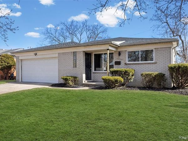 20534 Grandville Avenue, Detroit, MI 48219