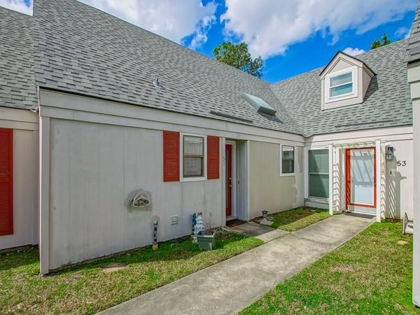 51 HOLLYCREST Boulevard , Unit 51, Covington, LA 70433