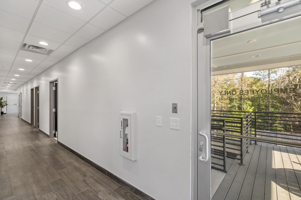 1435 Stuart Engals Boulevard Photo 17