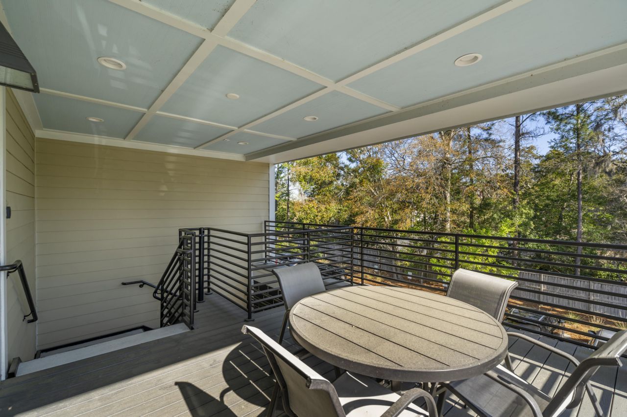 1435 Stuart Engals Boulevard Photo 18