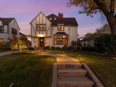 4025 Dupont Avenue S, Minneapolis, MN 55409