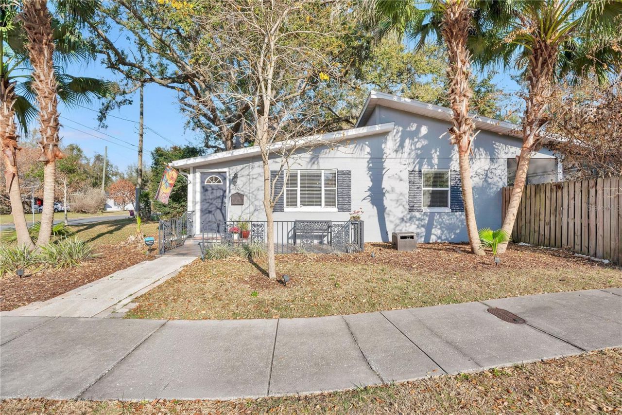 500 E Crystal Lake Street, Orlando, FL 32806 Photo