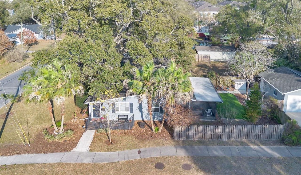 500 E Crystal Lake Street, Orlando, FL 32806 Photo