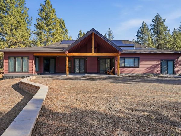 60449 Pima Road, Bend, OR 97702