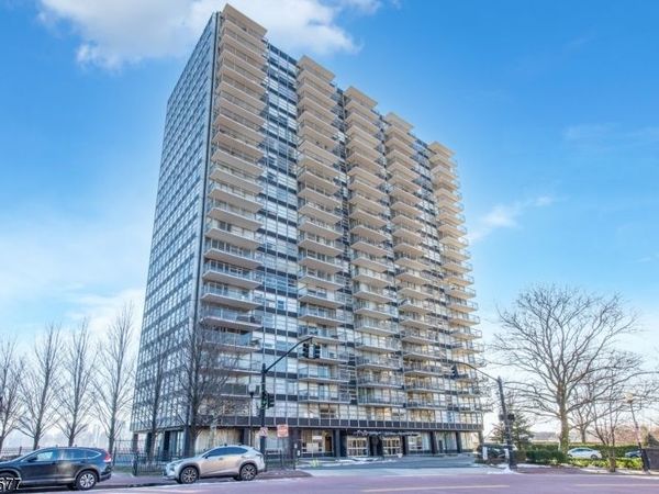 6050 Boulevard East, West New York, NJ 07093