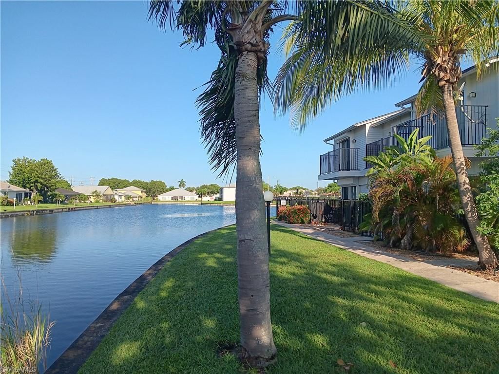 1300 SE 7th St, Unit 101, Cape Coral, FL 33990 Photo