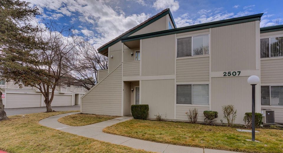2507 Sycamore Glen Drive, Unit APT 5, Sparks, NV 89434 Photo