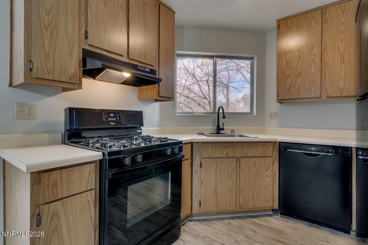 2507 Sycamore Glen Drive, Unit APT 5, Sparks, NV 89434 Photo