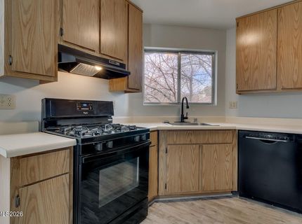 2507 Sycamore Glen Drive, Unit APT 5, Sparks, NV 89434 Photo