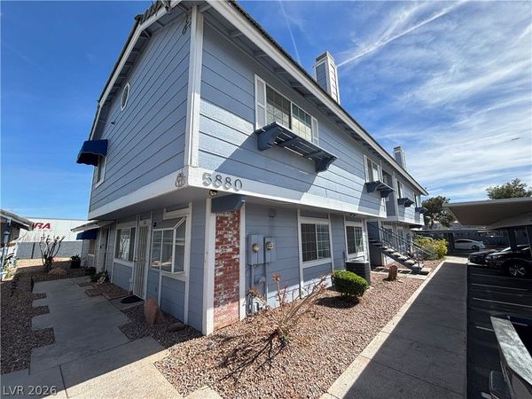 5880 Medallion Drive, Unit 203, Las Vegas, NV 89122