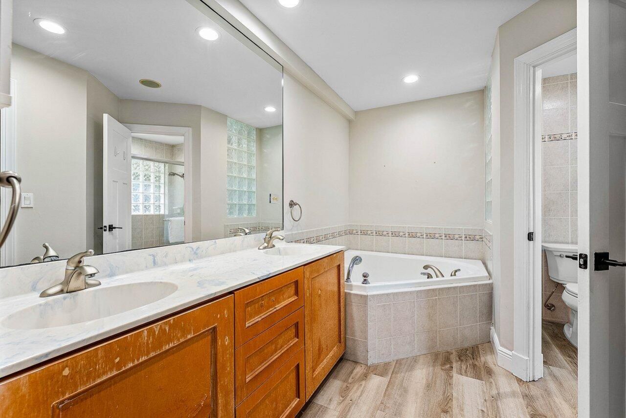 2425 NW 36th Street, Boca Raton, FL 33431 Photo