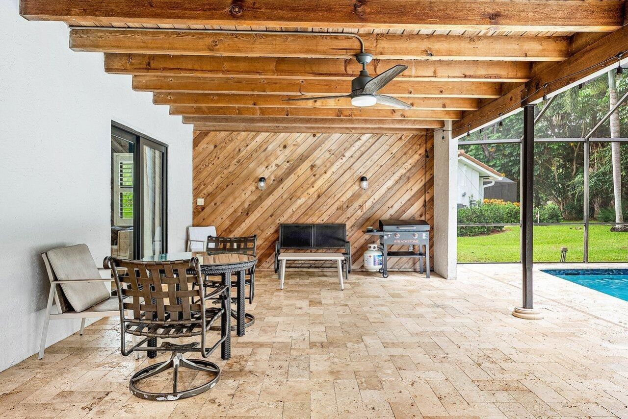 2425 NW 36th Street, Boca Raton, FL 33431 Photo