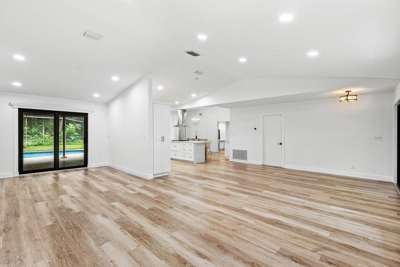 2425 NW 36th Street, Boca Raton, FL 33431 Photo