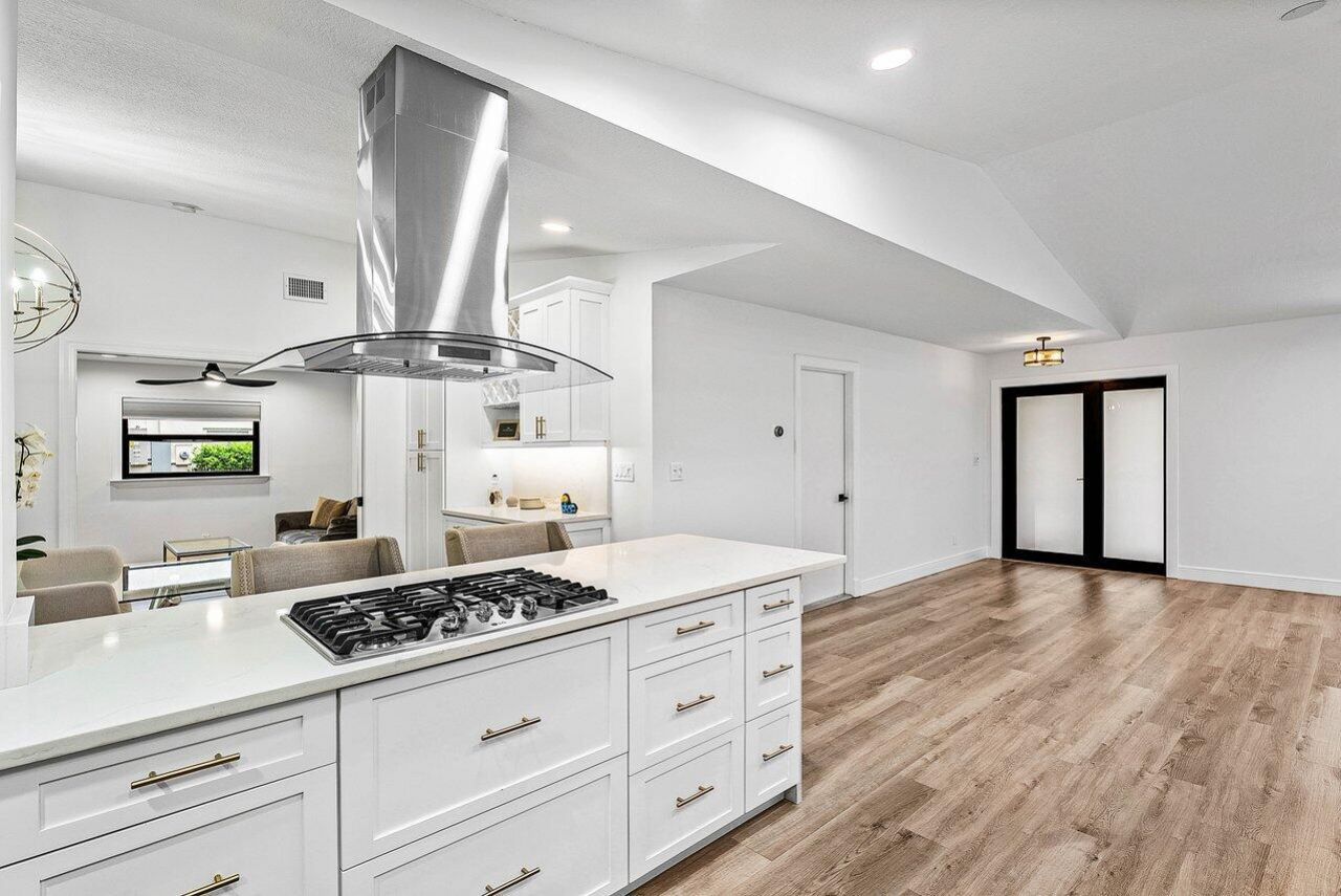 2425 NW 36th Street, Boca Raton, FL 33431 Photo