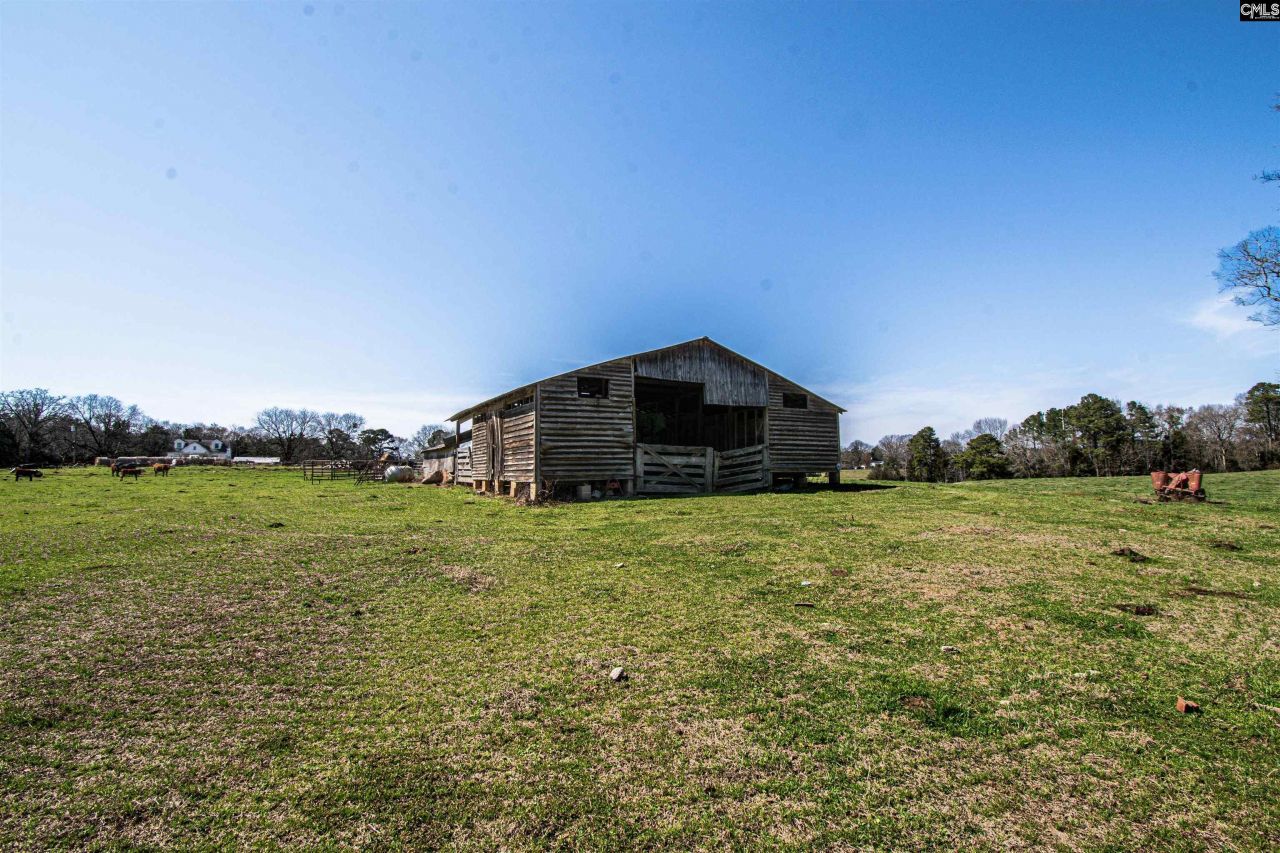 1100 Page Derrick Road  Photo 4