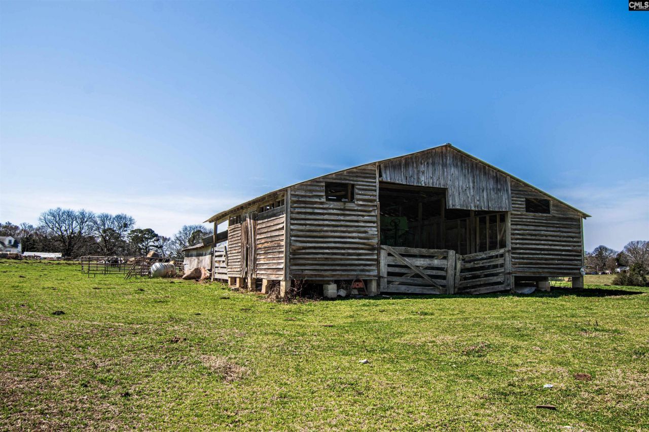 1100 Page Derrick Road  Photo 5