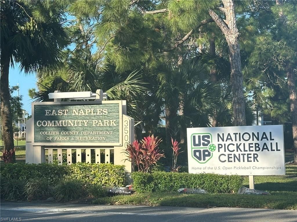 4621 Bayshore Dr, Unit Q6, Naples, FL 34112 Photo