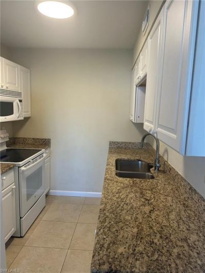 4621 Bayshore Dr, Unit Q6, Naples, FL 34112 Photo