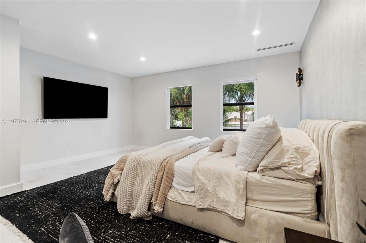 14412 Rosewood Rd , Miami Lakes, FL 33014 Photo