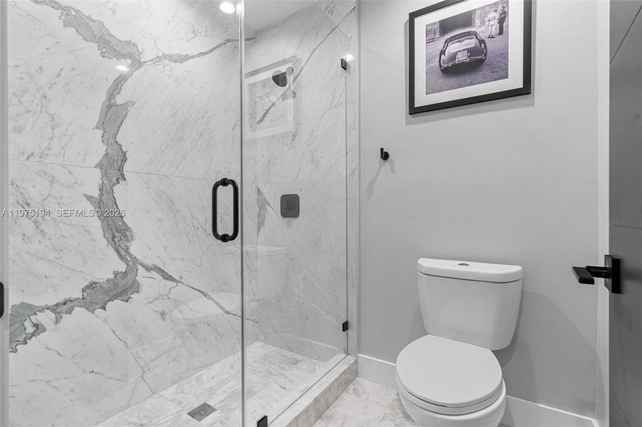 14412 Rosewood Rd, Miami Lakes, FL 33014 Photo