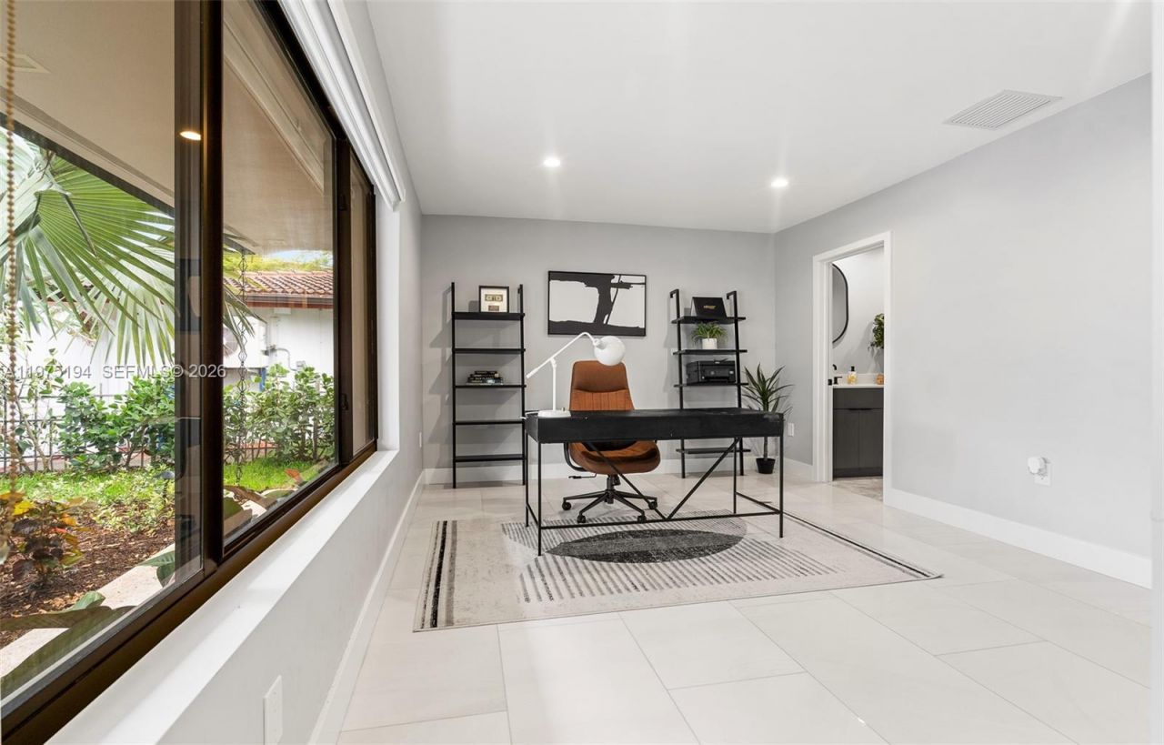 14412 Rosewood Rd, Miami Lakes, FL 33014 Photo