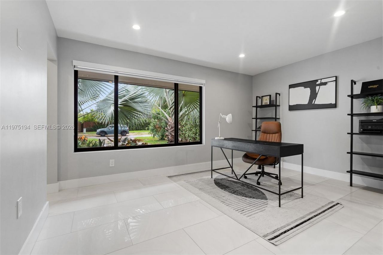 14412 Rosewood Rd, Miami Lakes, FL 33014 Photo