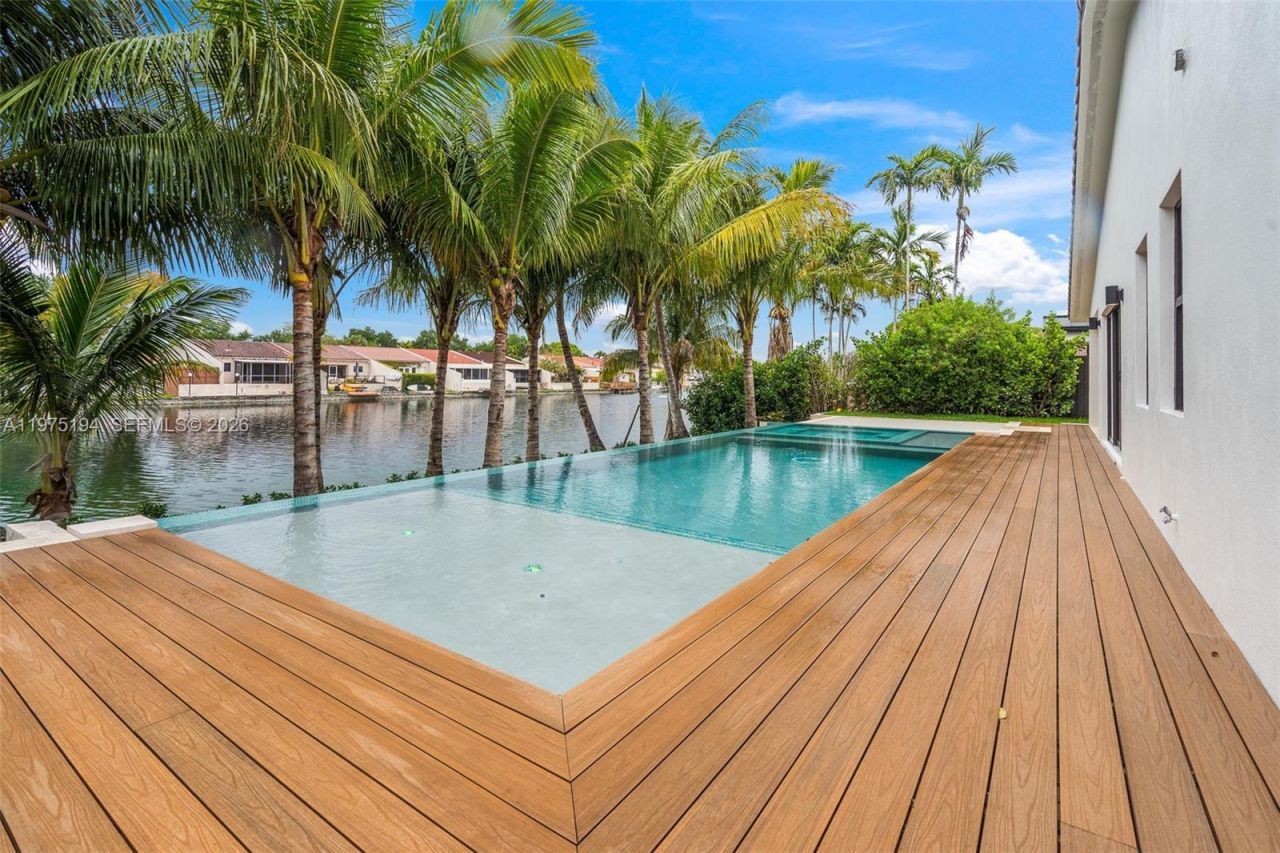 14412 Rosewood Rd , Miami Lakes, FL 33014 Photo