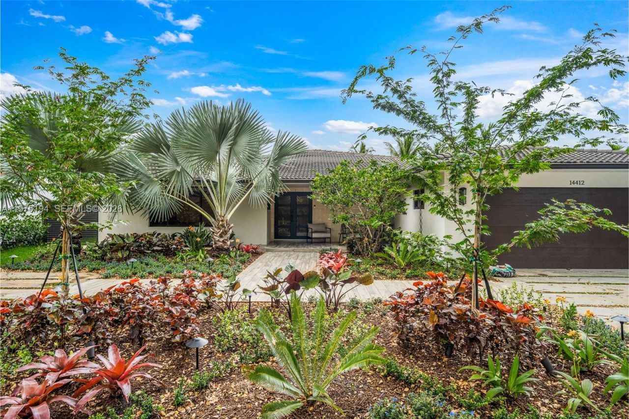 14412 Rosewood Rd, Miami Lakes, FL 33014 Photo