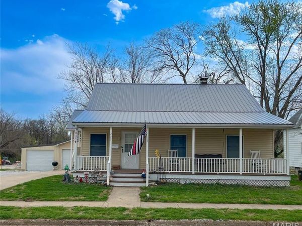 205 Ruby Street, Paris, MO 65275