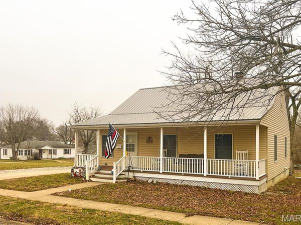 205 Ruby Street , Paris, MO 65275